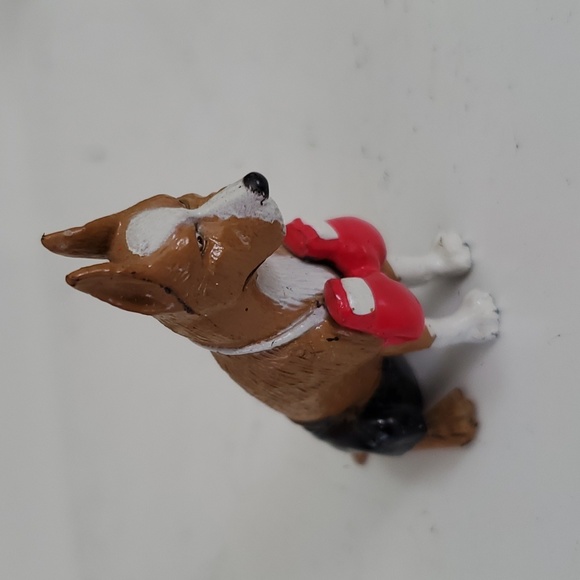 Lil Homies Dog Boxer "Puncher" with Boxing Gloves - Picture 2 of 7